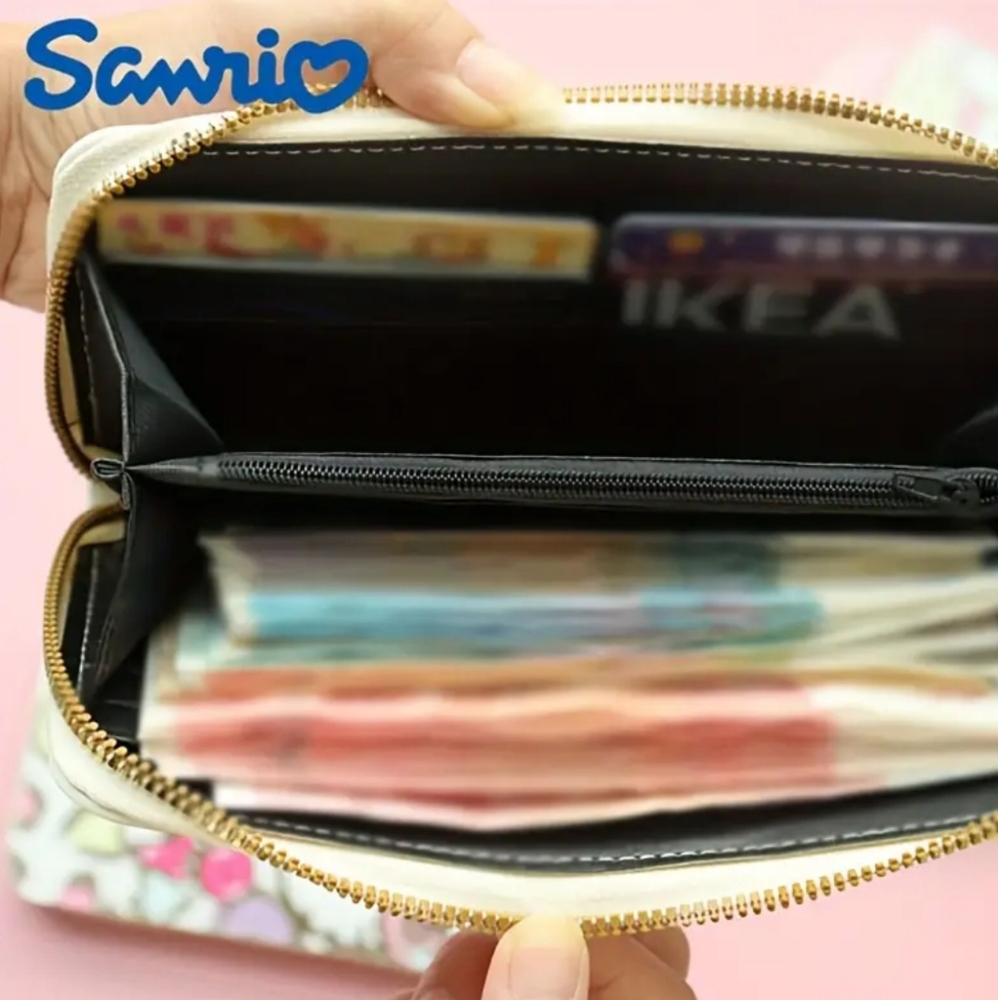 Hello Kitty Wallet - Picture 4 of 9